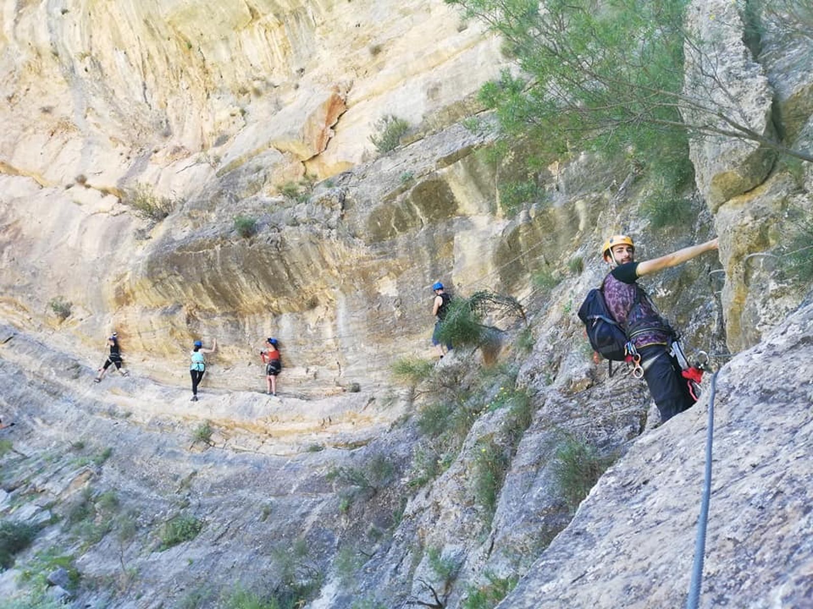 El progama de salidas de  Naturaleza de la UAL consume su segunda Vía Ferrata