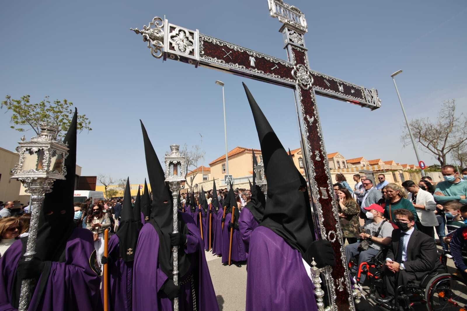 La hermandad de Pasión, arropada por su barrio