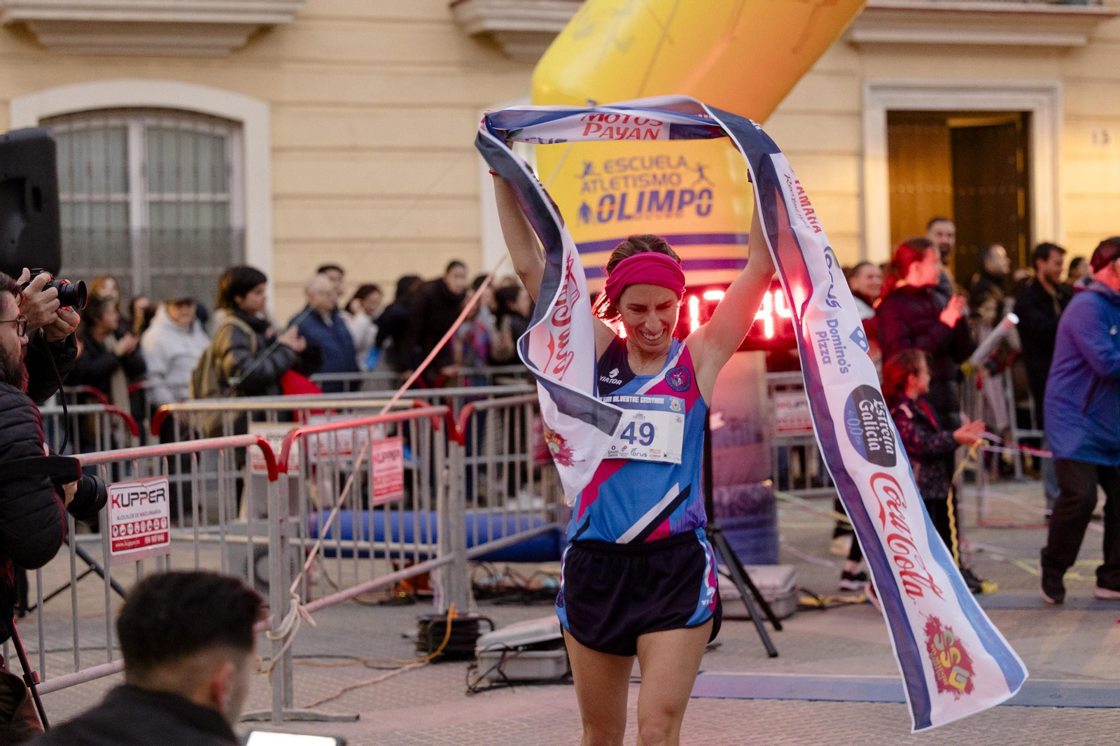 Las mejores imágenes de la carrera popular San Silvestre Gaditana 2024