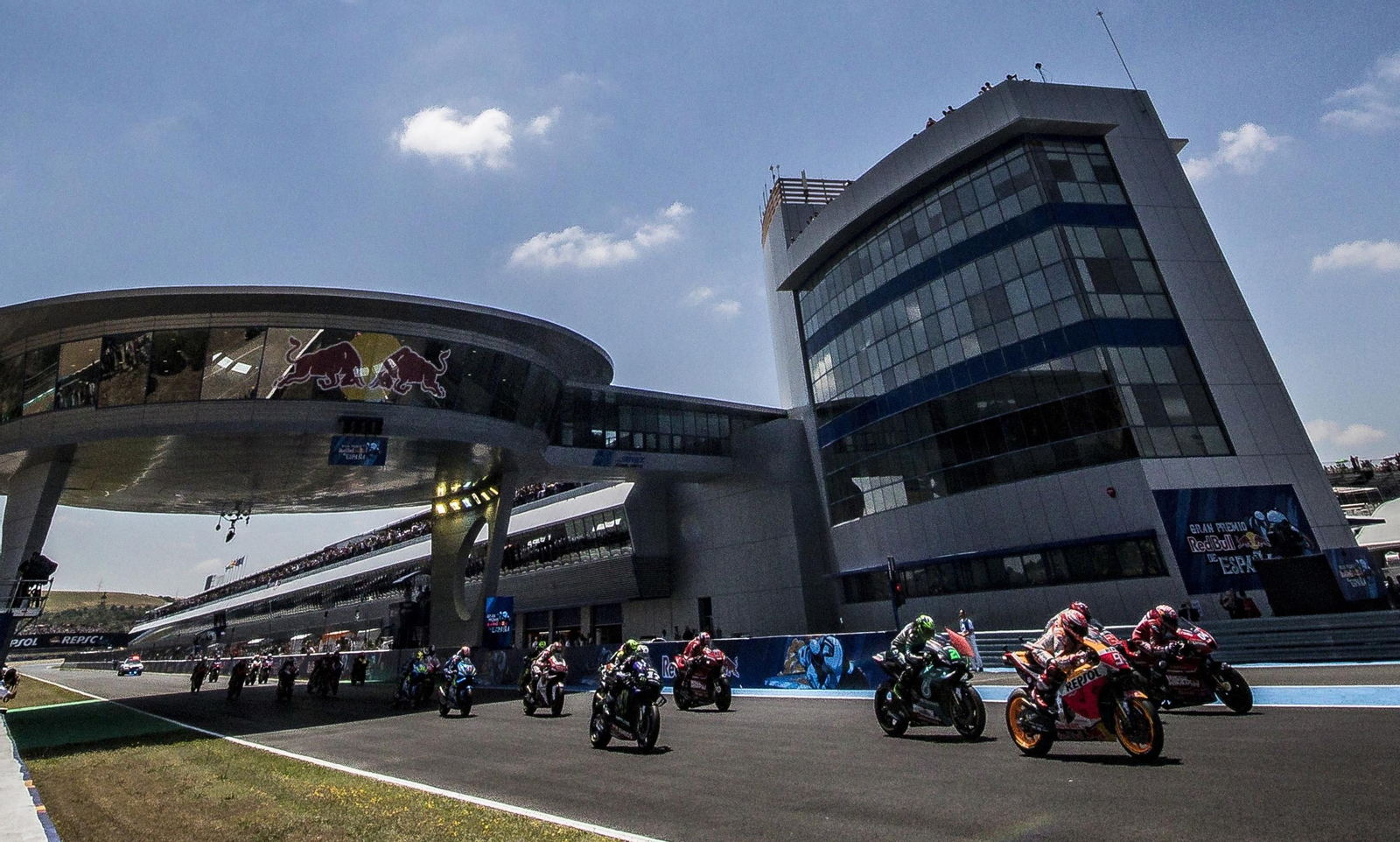 Salida del GP de España de MotoGP en 2019.