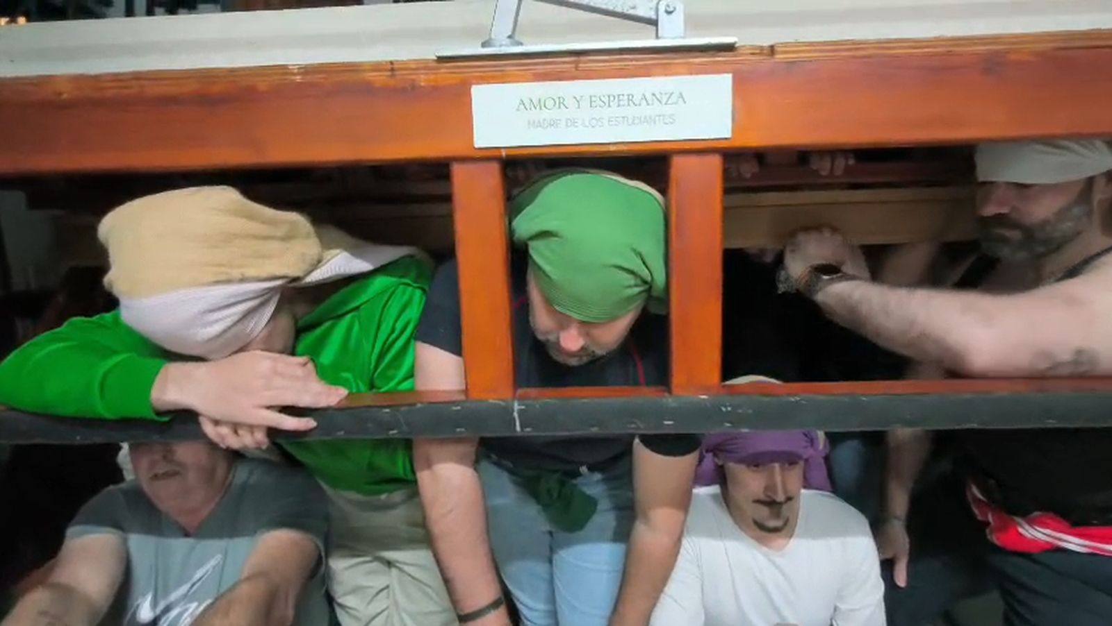 Ensayo Estudiantes Semana Santa