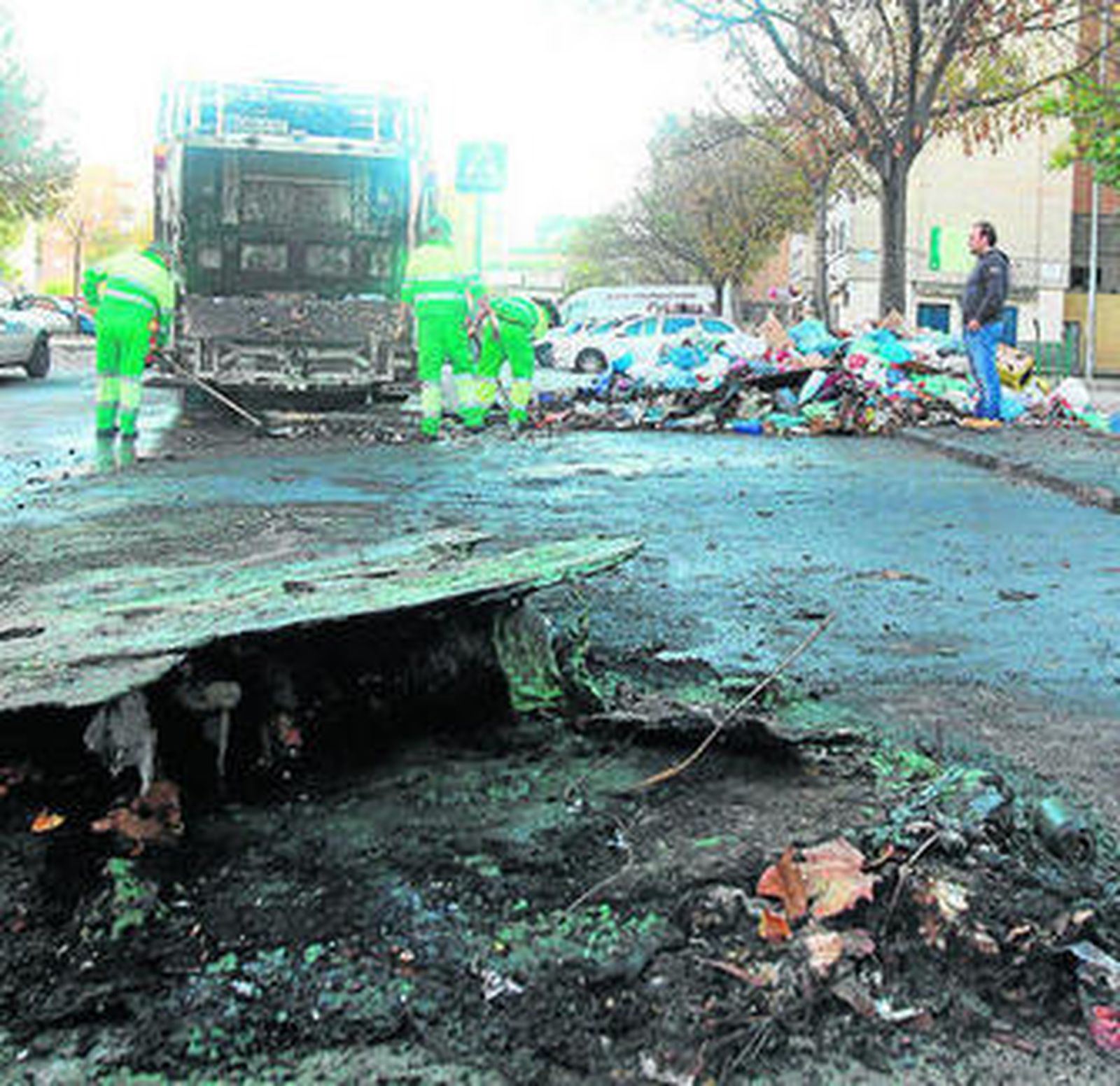 Uno de los contenedores calcinados.