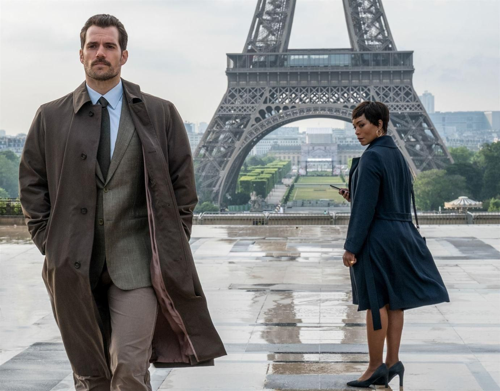 Henry Cavill y Angela Bassett se incorporan a la serie. Henry Cavill y Angela Bassett se incorporan a la serie.