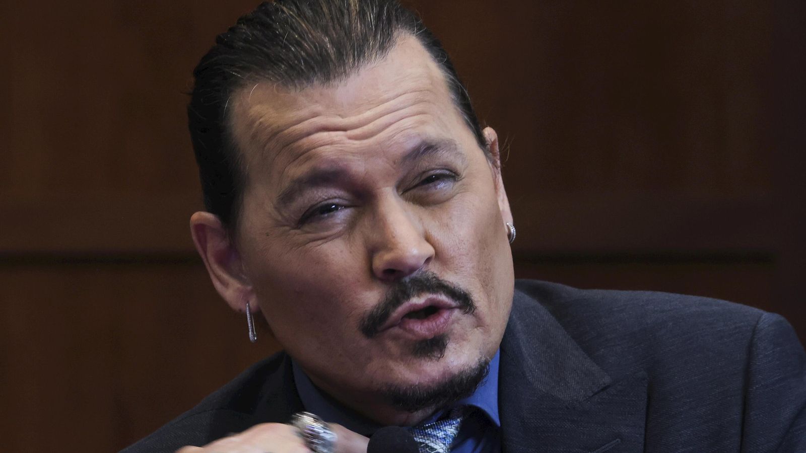 Johnny Depp, durante su testimonio final.