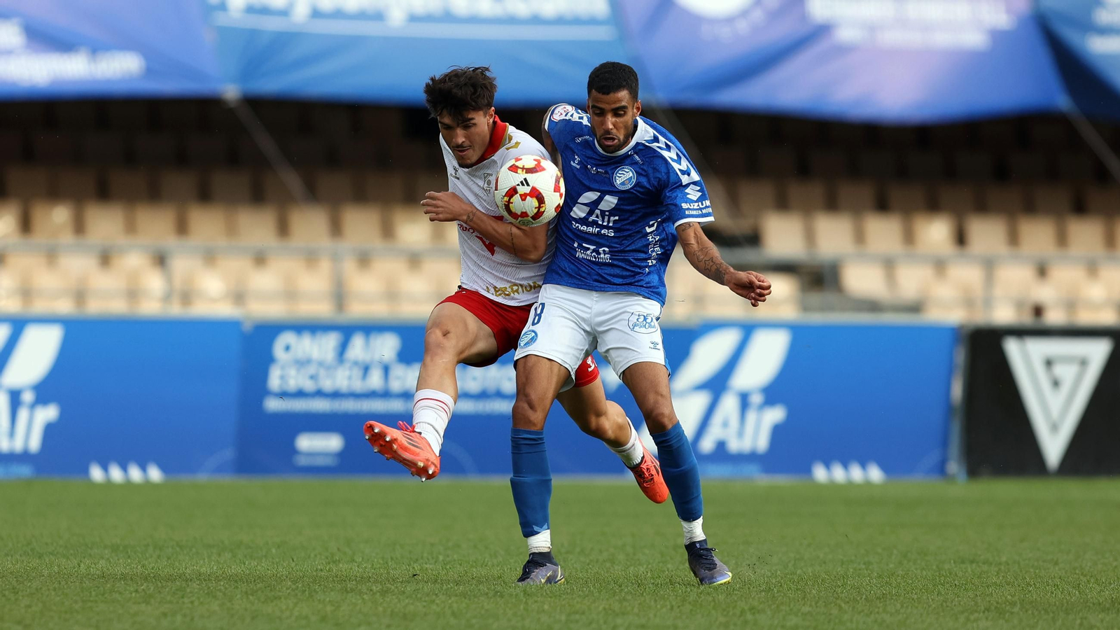 Imágenes del Xerez DFC contra el Club Atlético Antoniano en Chapín