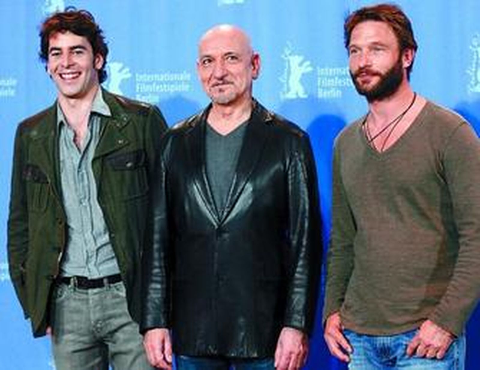 Eduardo Noriega, ayer en Berlín junto con Ben Kingsley y el actor alemán Thomas Kretschmann.