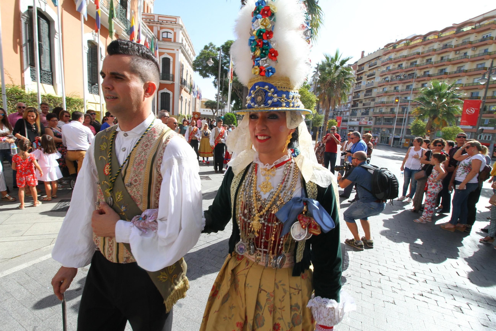 Imágenes del desfile Iberoamericano de bailes.