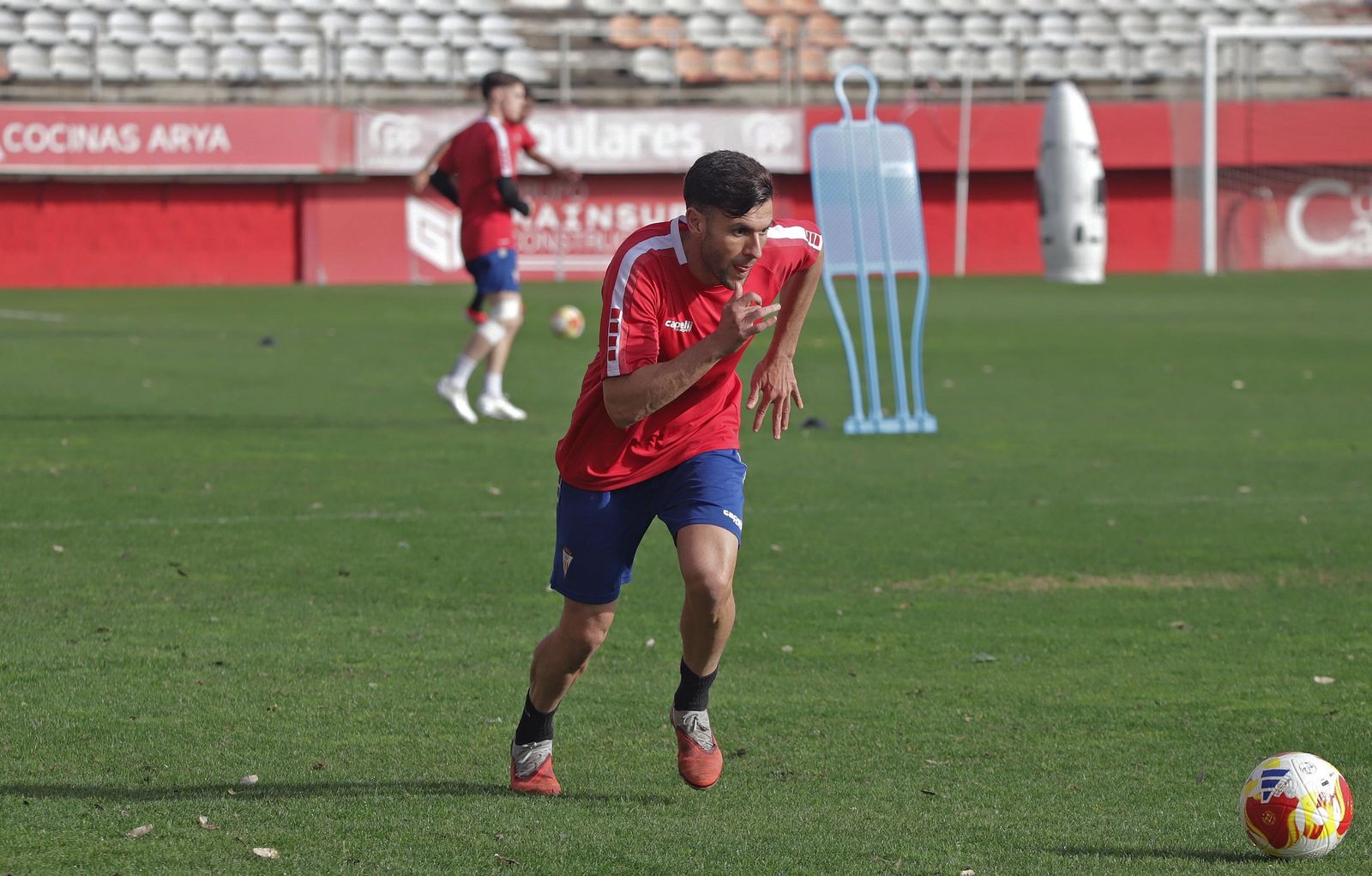 Fotos del Algeciras en su preparación para la visita al Real Murcia