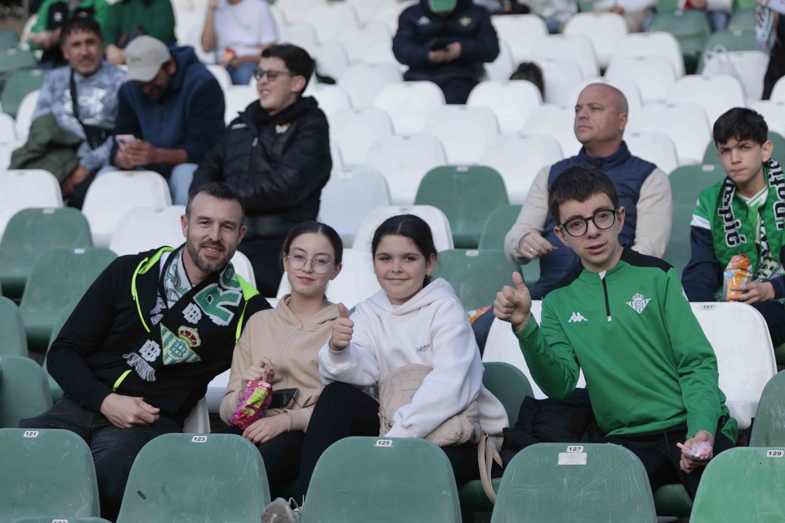 Búscate en las gradas del Villamarín