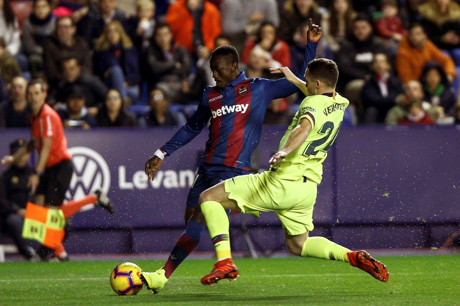 Las imágenes del Levante-Barcelona