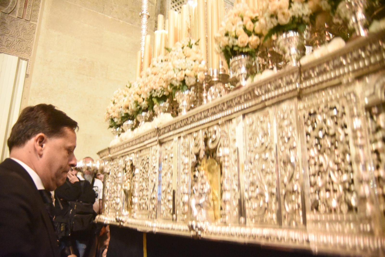 La procesión de la Expiración en este Viernes Santo de Córdoba, en imágenes