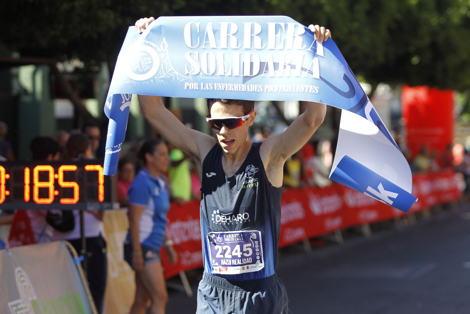 Fotogalería carrera atletismo popular enfermedades poco frecuentes. La Salle Almería