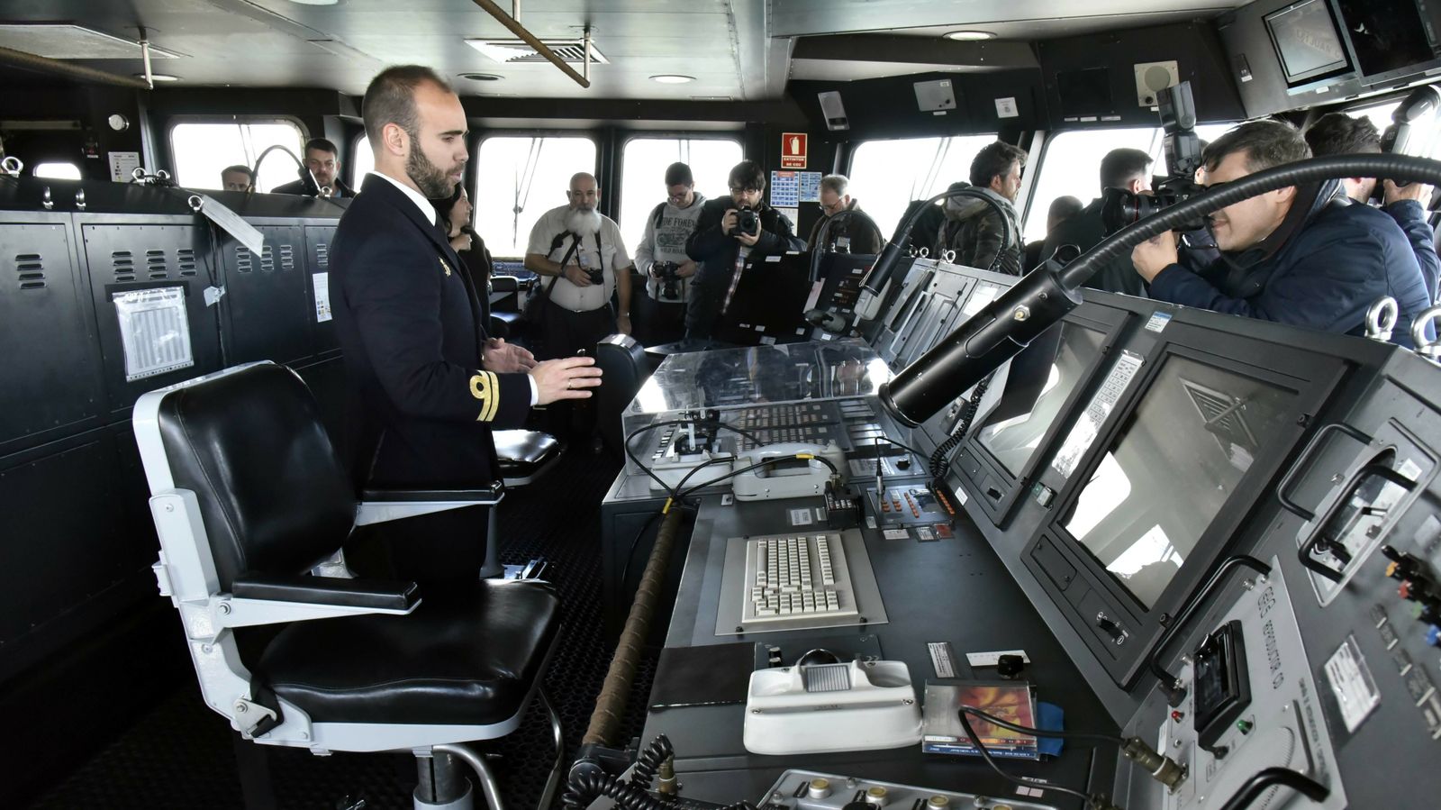 Portaviones Juan Carlos I en Algeciras