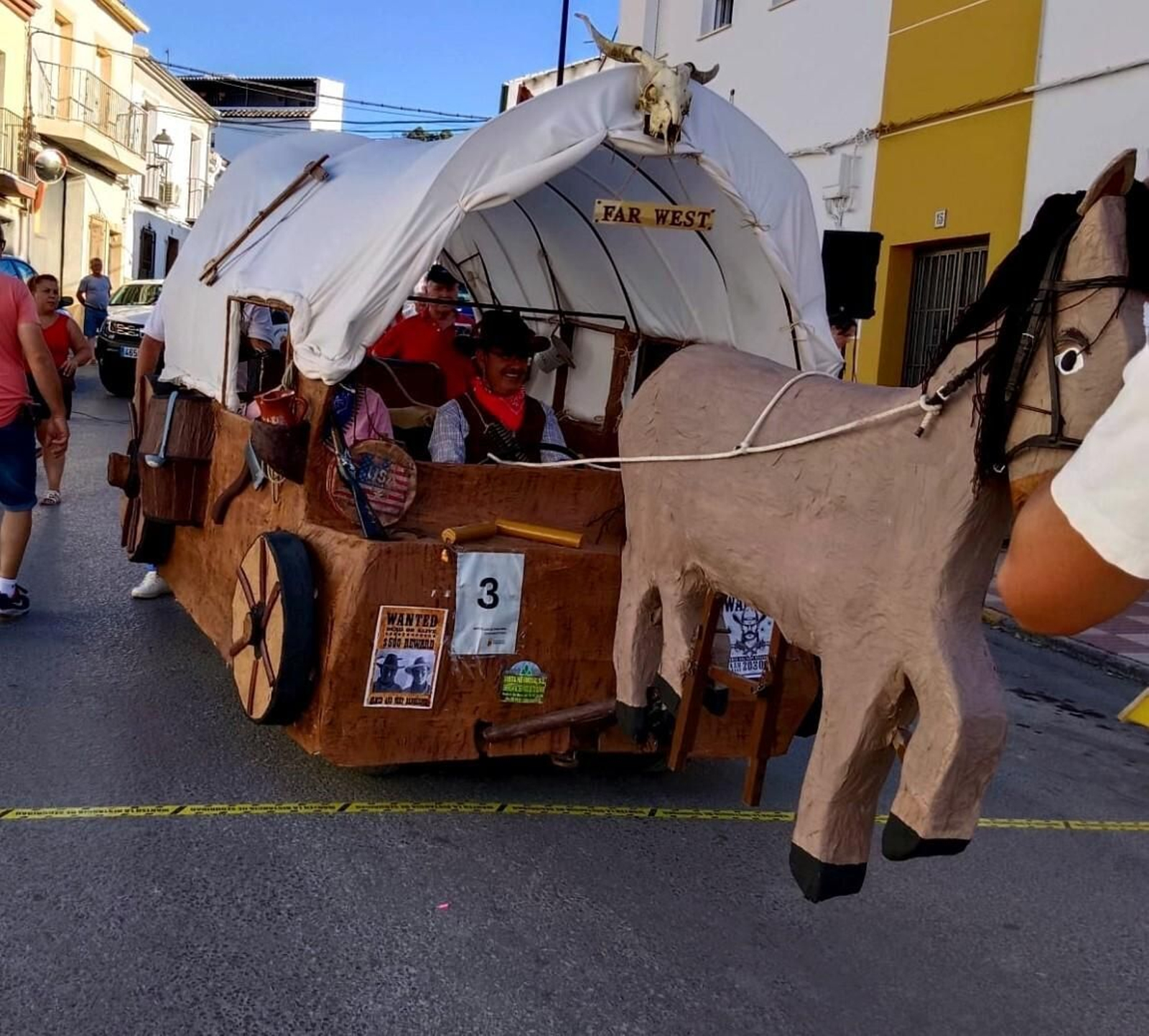 'Far West', premio al auto loco mejor diseñado en Carcabuey.