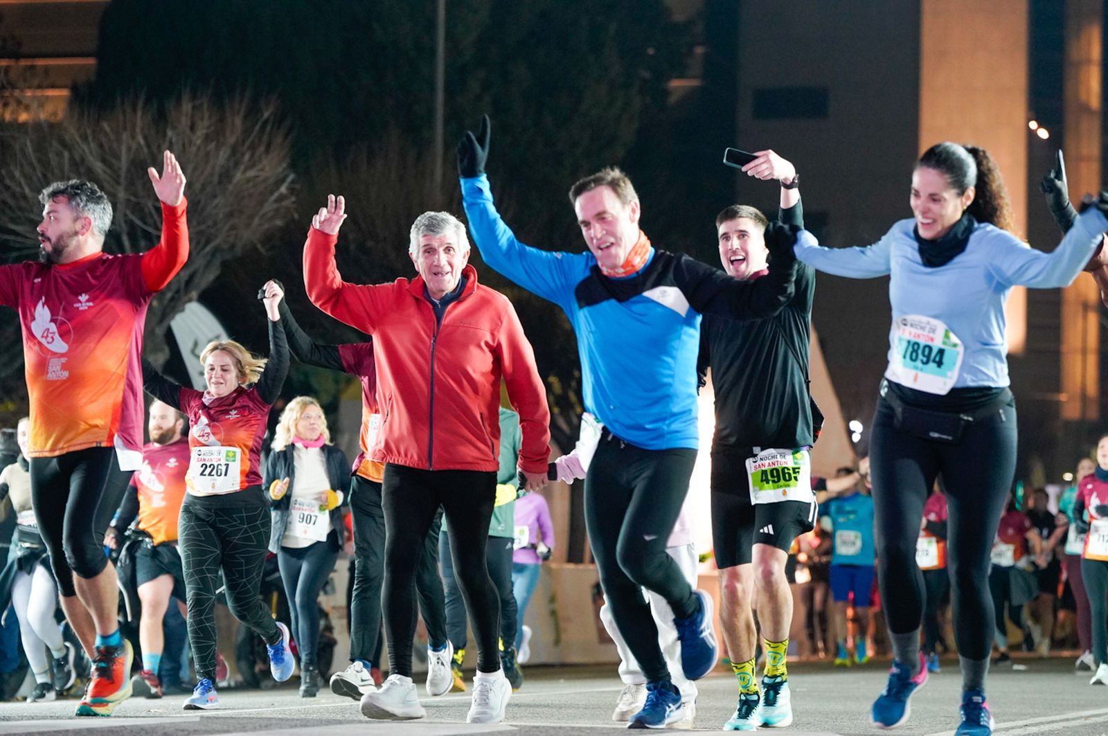 En imágenes: búscate en tu llegada a meta de la Carrera de San Antón 2026 (3)