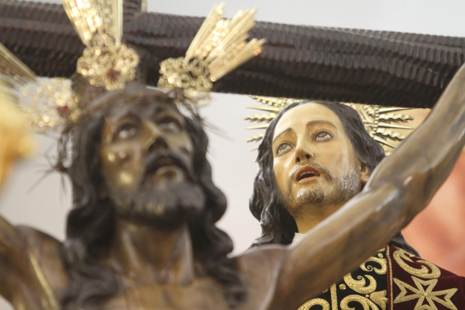 Imágenes de la Hermandad del Santísimo Cristo de la Expiración y Nuestra Señora de la Esperanza
