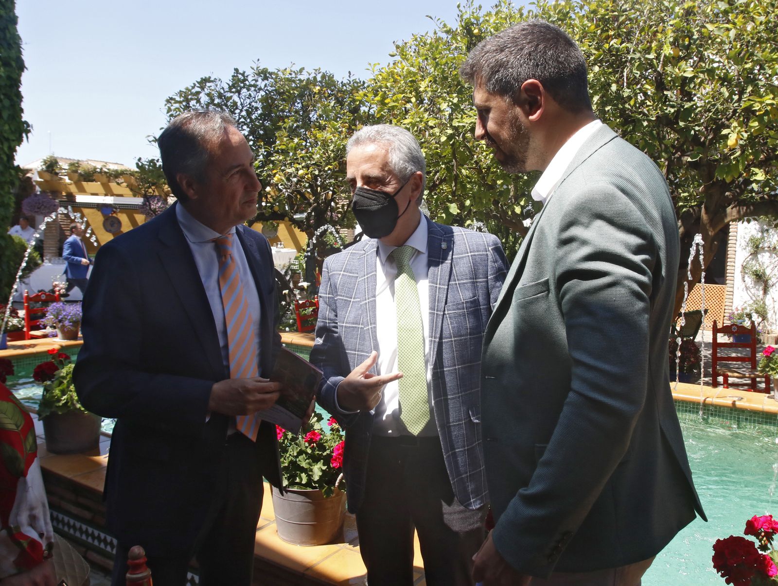 La presentación de la I Guía de Patios de la Provincia, en imágenes