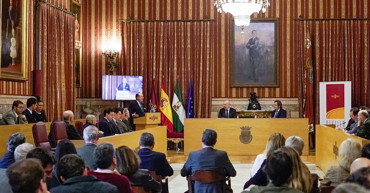 El Ayuntamiento convocó a las peñas y asociaciones taurinas