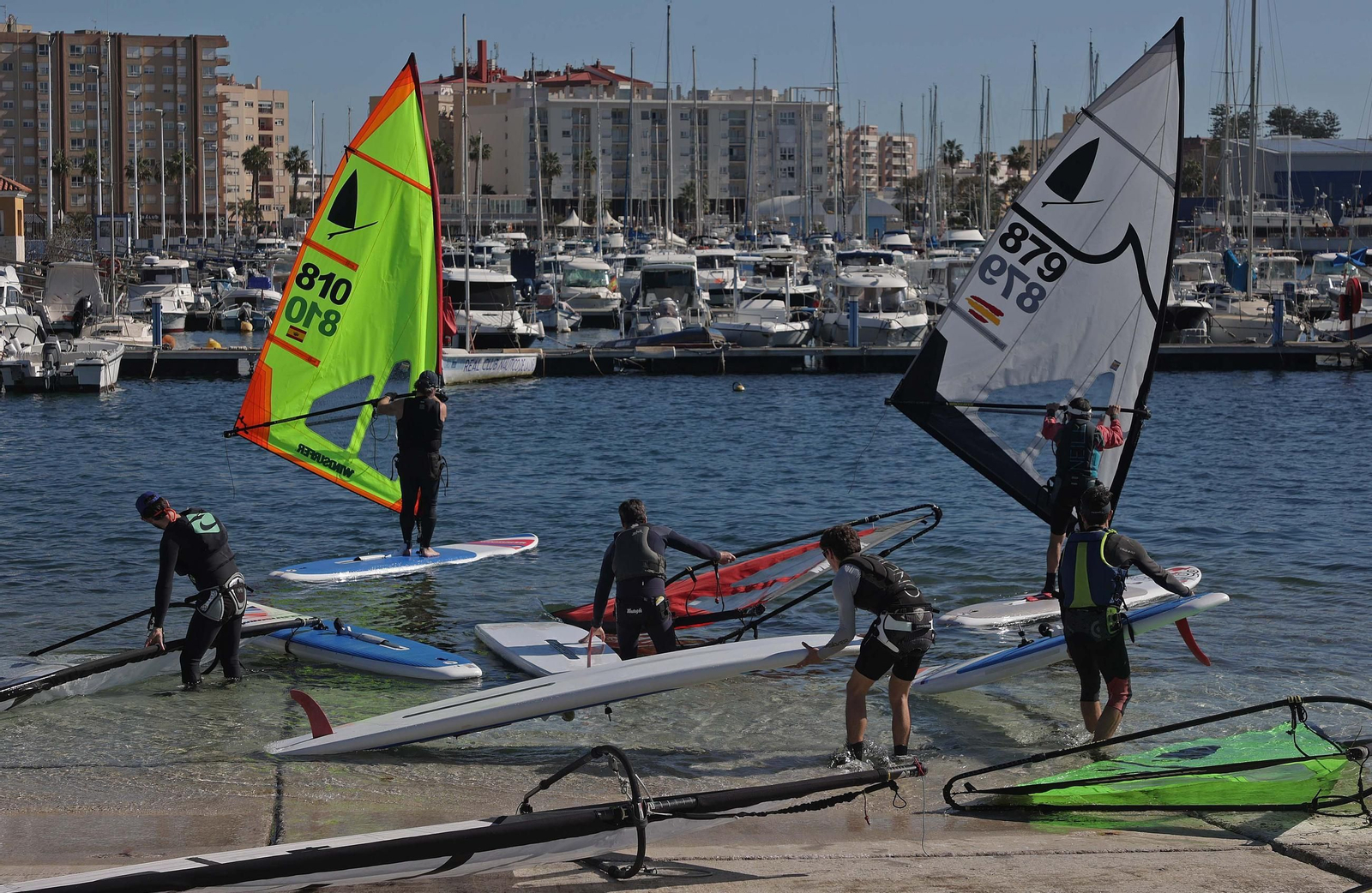 Fotos de la segunda jornada de la Copa de Andalucía de la clase windsurfer en La Línea