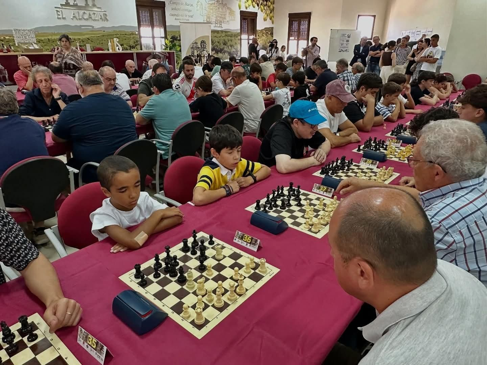 Las actividades deportivas del Pórtico de Feria de Baeza, en imágenes