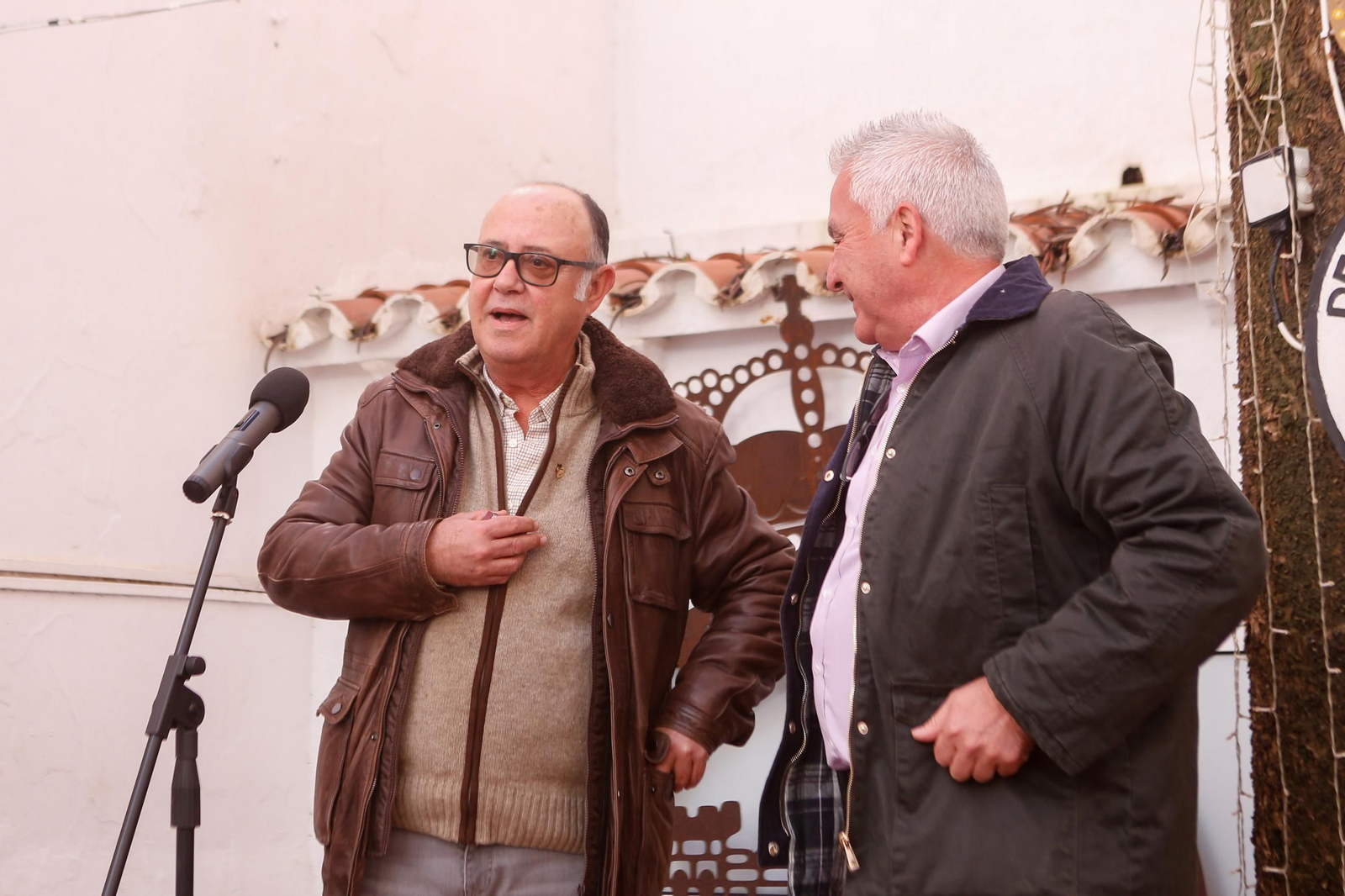 Las fotos de la entrega de medallas de la Asociación Fuerte de Santa Bárbara a la Peña Balona y Julio Vega