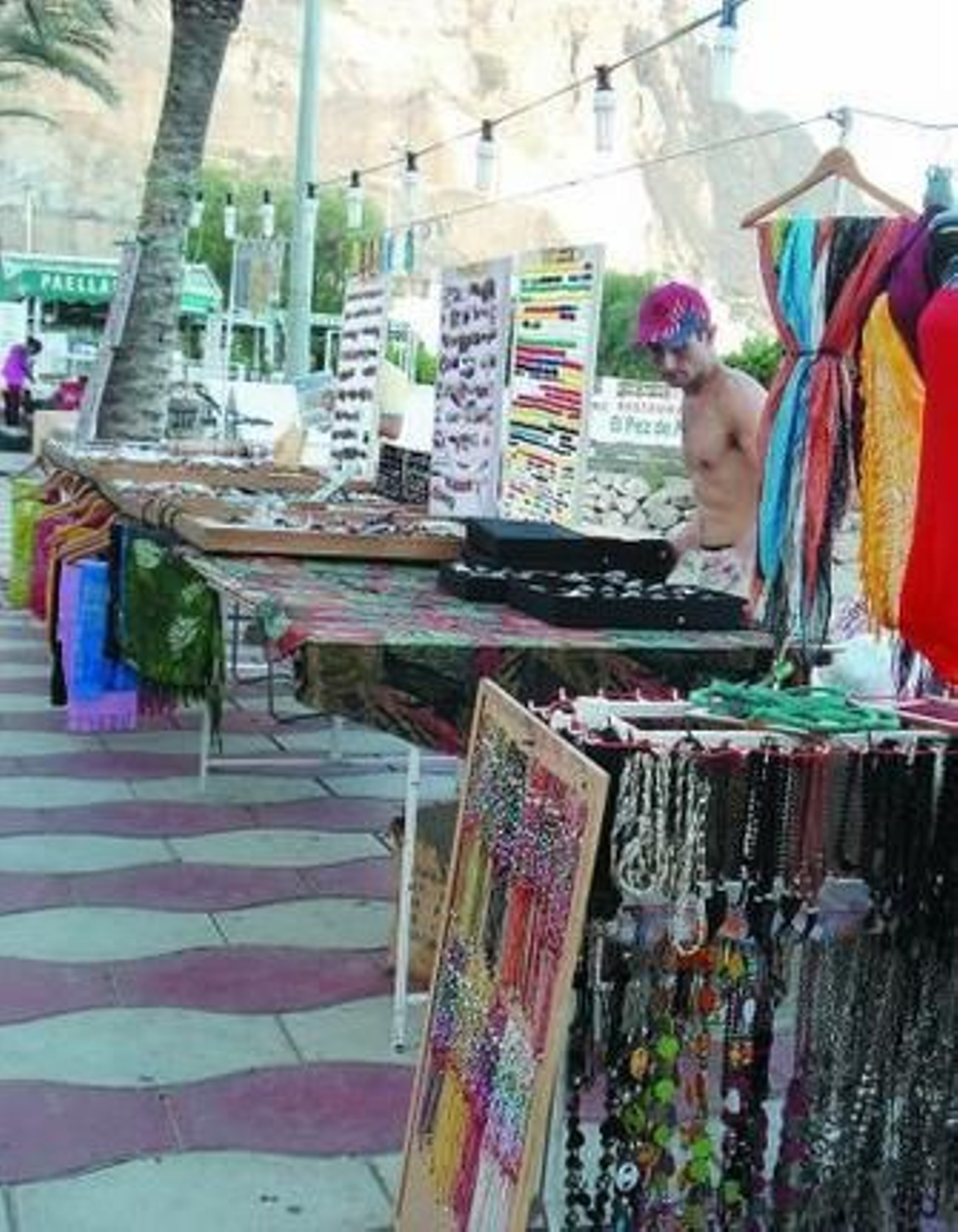 Collares, pendientes o pañuelos son los protagonistas del paseo.