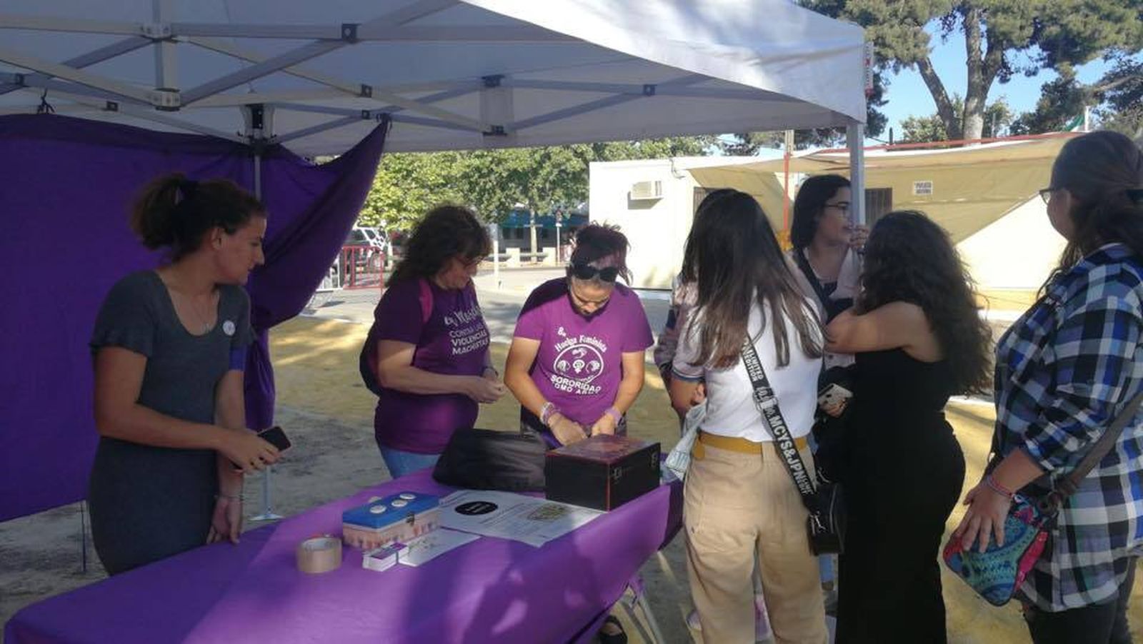 Un punto violeta instalado en la Feria de 2019 por voluntarias de Alerta Púrpura