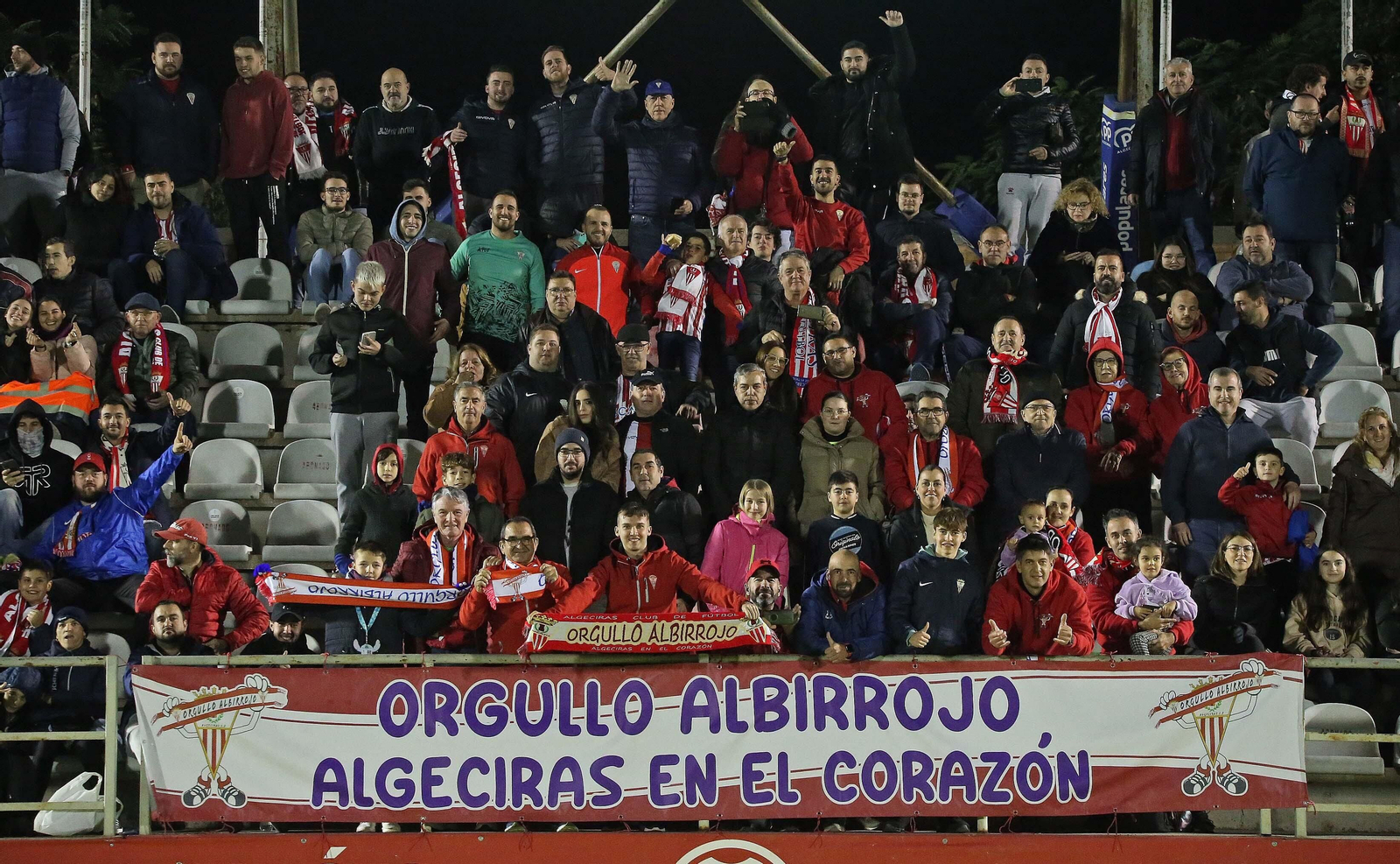 Búscate en el Nuevo Mirador durante el Algeciras - Atlético de Madrid B