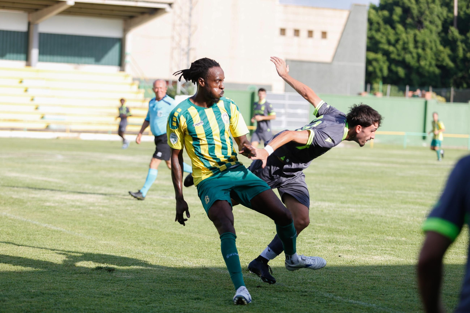 Las fotos del triangular en el estadio Carlos Piña de Los Barrios con el Algeciras CF y el Ceuta B