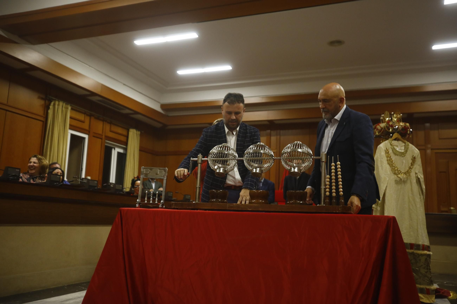 Las mejores imágenes del sorteo de elección del Rey Gaspar en Córdoba