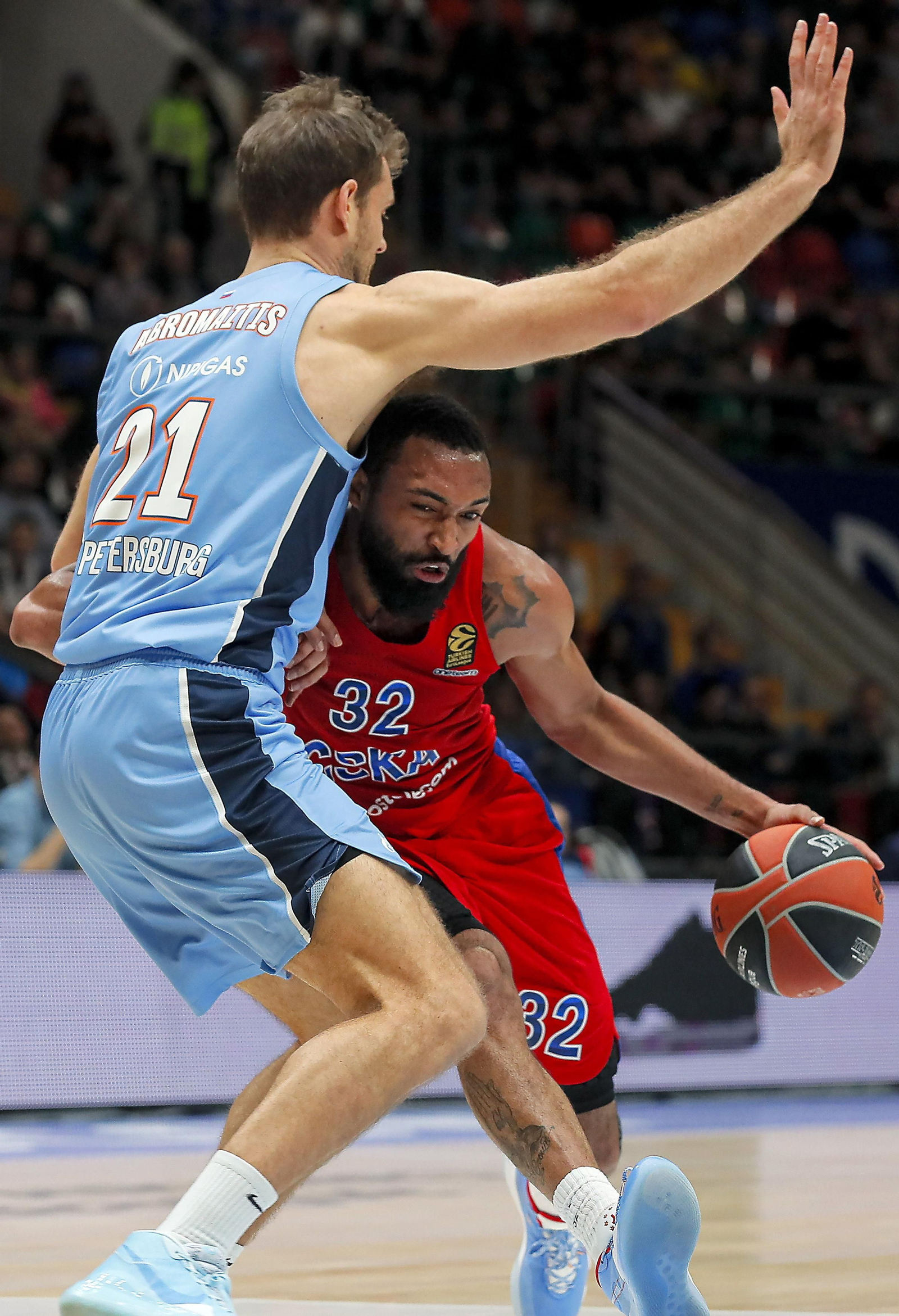 Las fotos de la carrera de Tim Abromaitis, fichaje del Unicaja