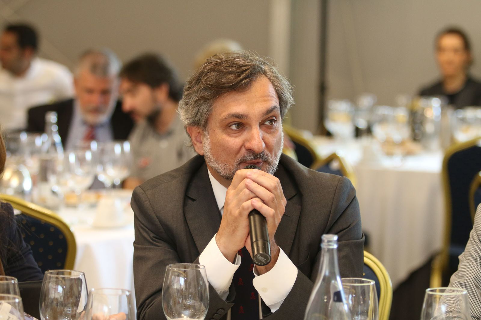 Las imágenes del Foro con el presidente de CEHAT