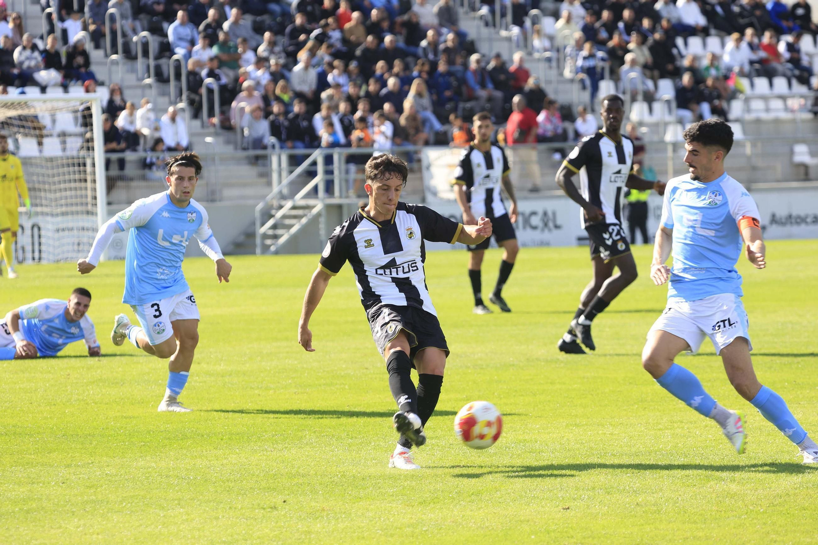 Las fotos del Balona de Lucena de Tercera Federación
