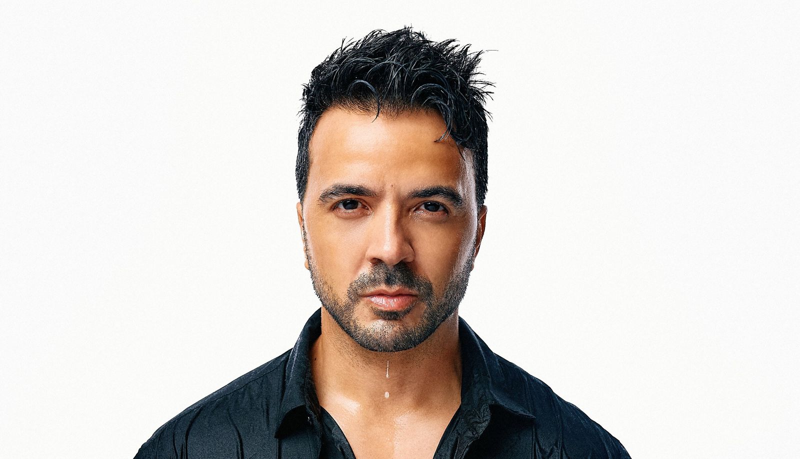 Luis Fonsi visita este jueves la Plaza de Toros de El Puerto.