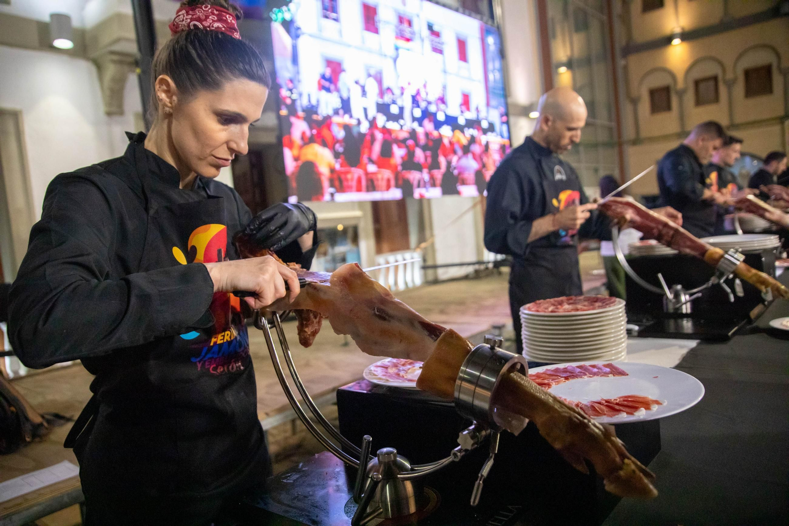Concurso de cortadores de jamón en Serón, en imágenes