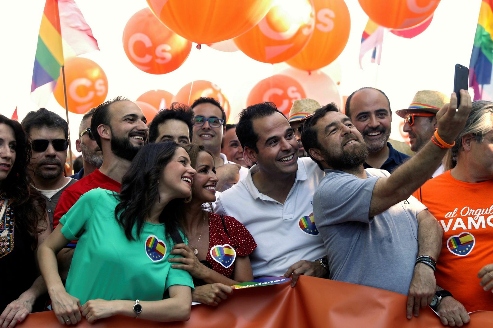 Inés Arrimadas, en la cabalgata del Orgullo LGTBi de Madrid.