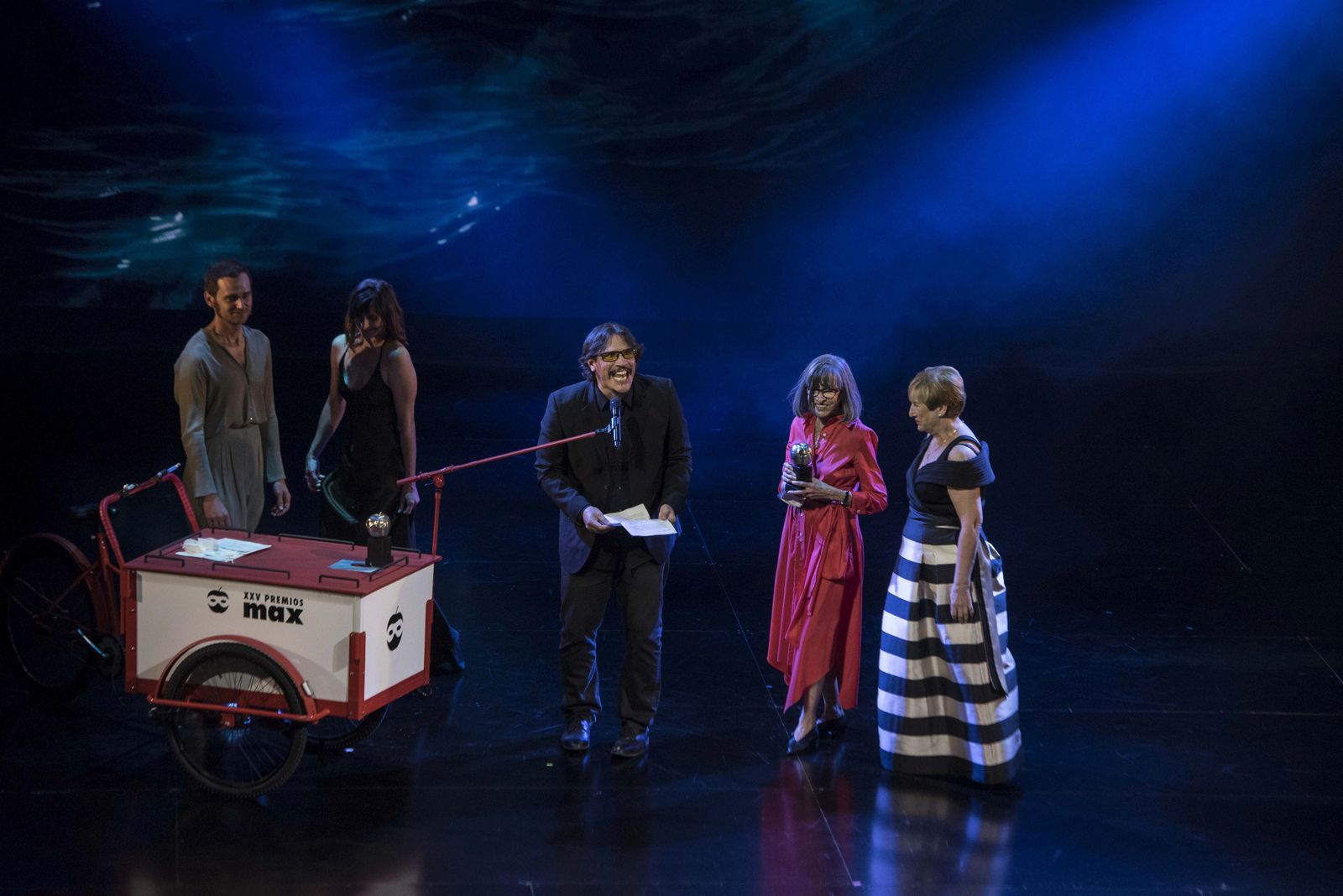 El director Sergio Peris-Mencheta, en un momento de la gala.