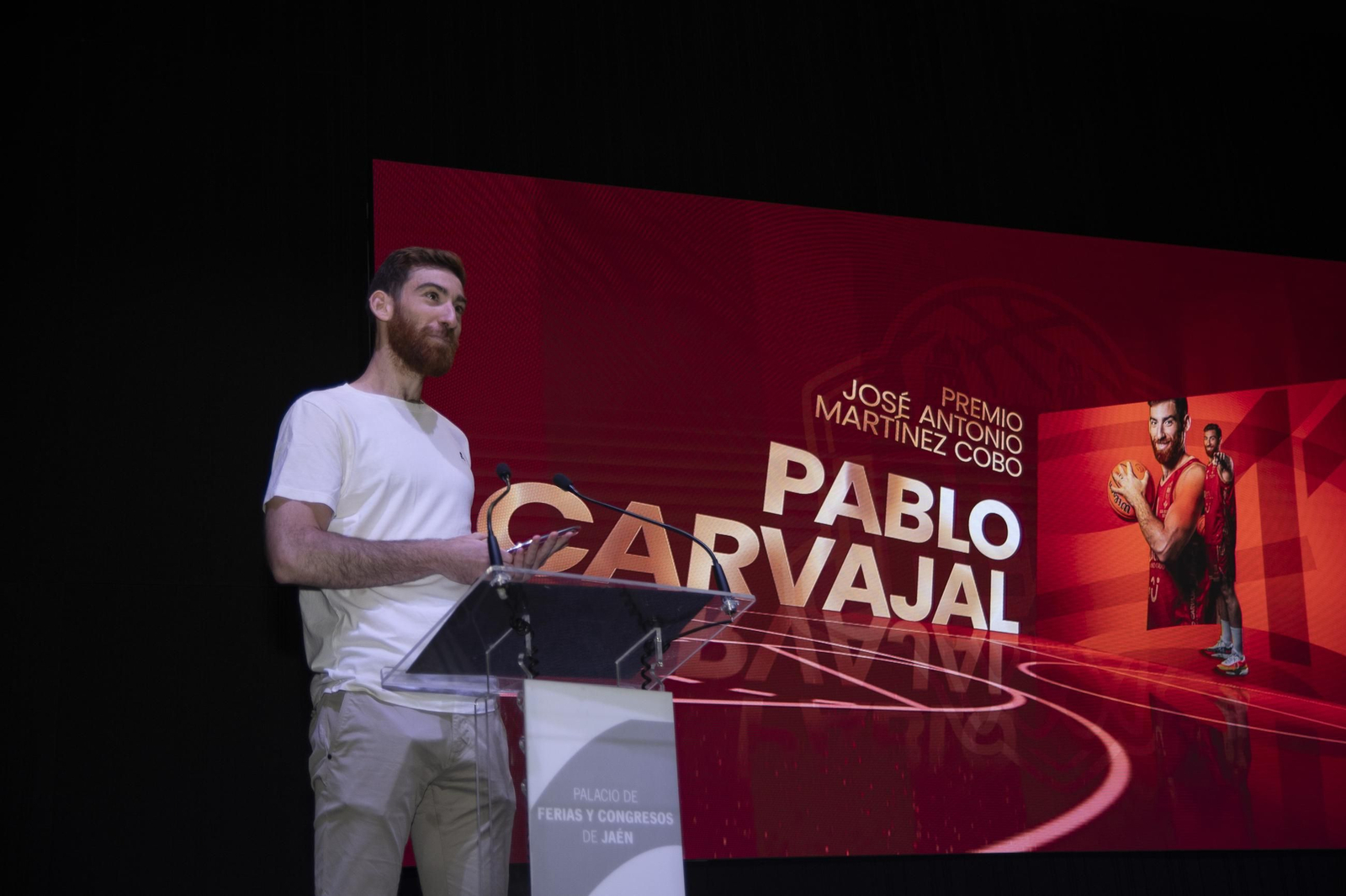 Valores y emoción en la IV Gala de Fomento del Baloncesto del Jaén CB, en imágenes