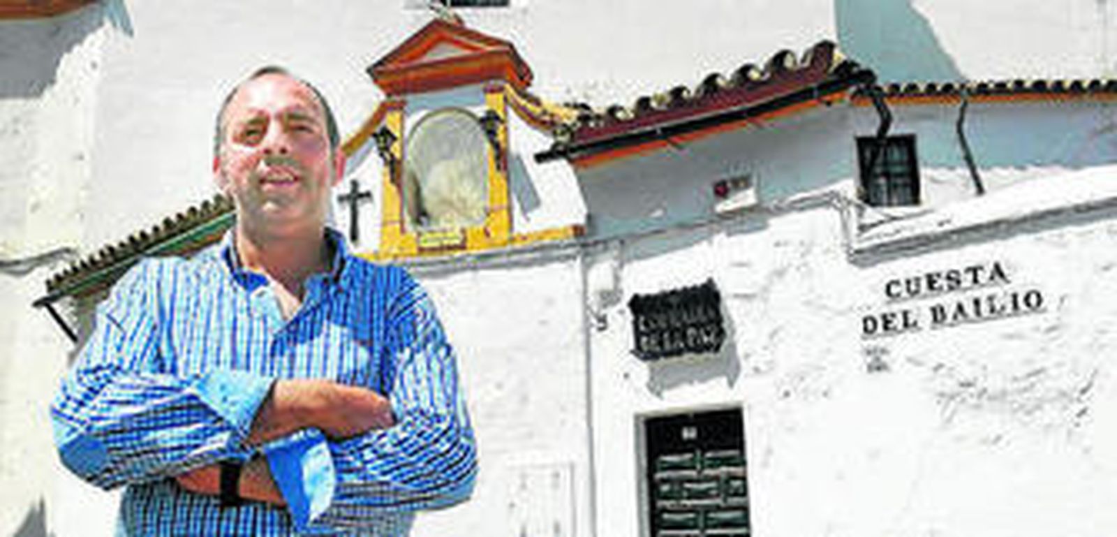Enrique Aguilar, ayer, en la casa hermandad de la Paz.