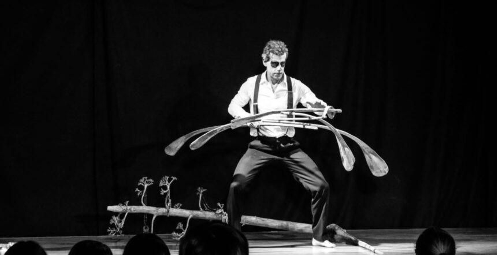 El Teatro Municipal acoge el 2 de noviembre el espectáculo ‘Katrina y Coco’, de Etéreo Circus.