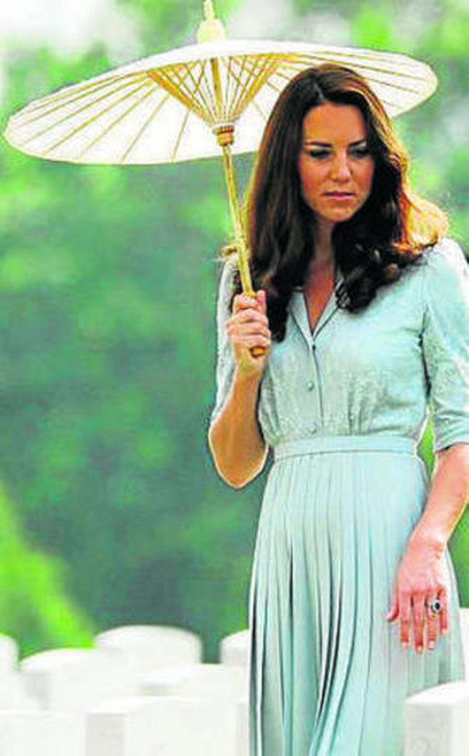 Catalina, en Asia, entre rumores de embarazo