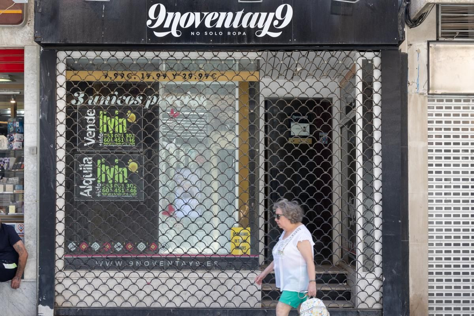 Locales vacíos en el centro de Jaén, en imágenes