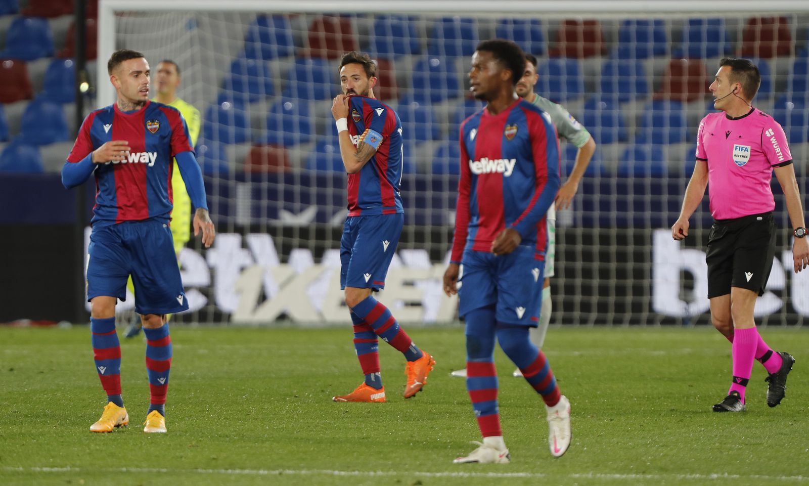 Las imágenes del Levante - Betis