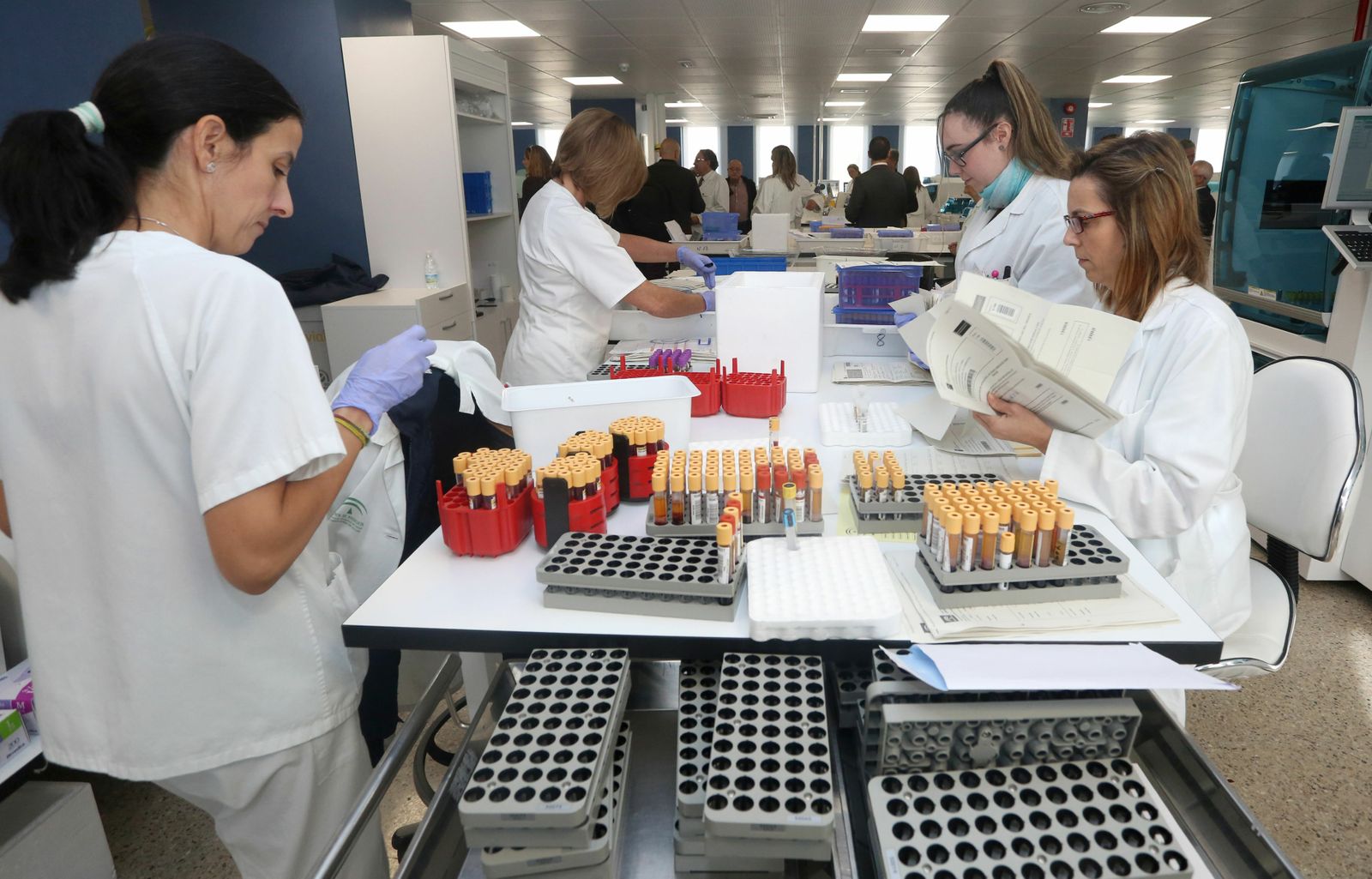 Vista general de los laboratorios del Juan Ramón Jiménez.