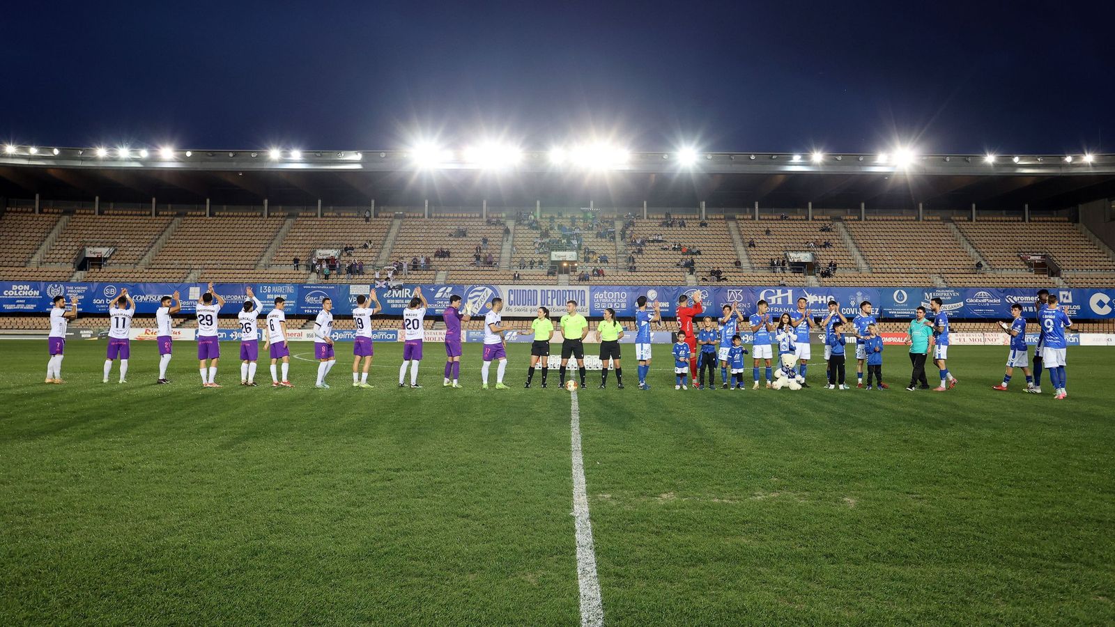 Imágenes del Xerez DFC contra el Real Jaén CF en Chapín
