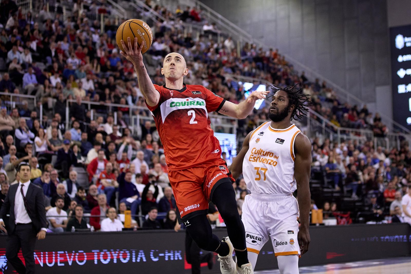 Las mejores imágenes del Covirán Granada-Valencia Basket