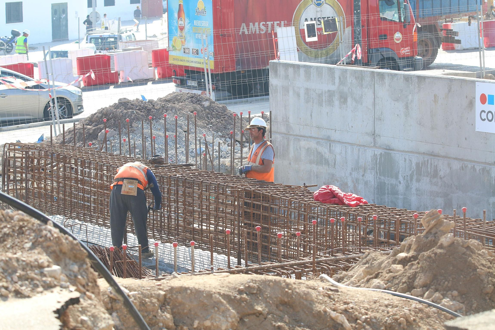 Obras de soterramiento en el tramo del paso a nivel de El Puche