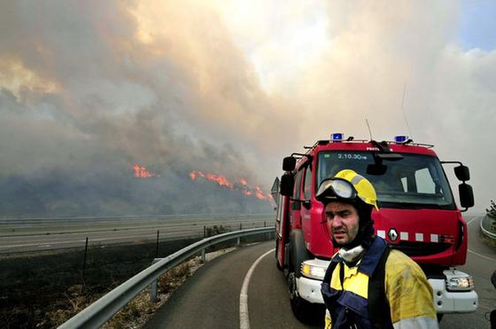 Imágenes del incendio de La Jonquera.

Foto: EFE