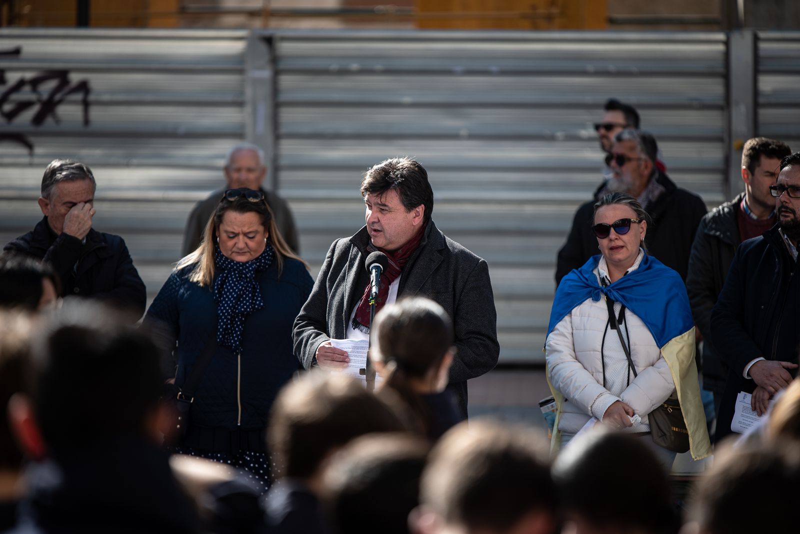 Imágenes de la lectura del manifiesto por la paz de los alumnos del Colegio María Inmaculada