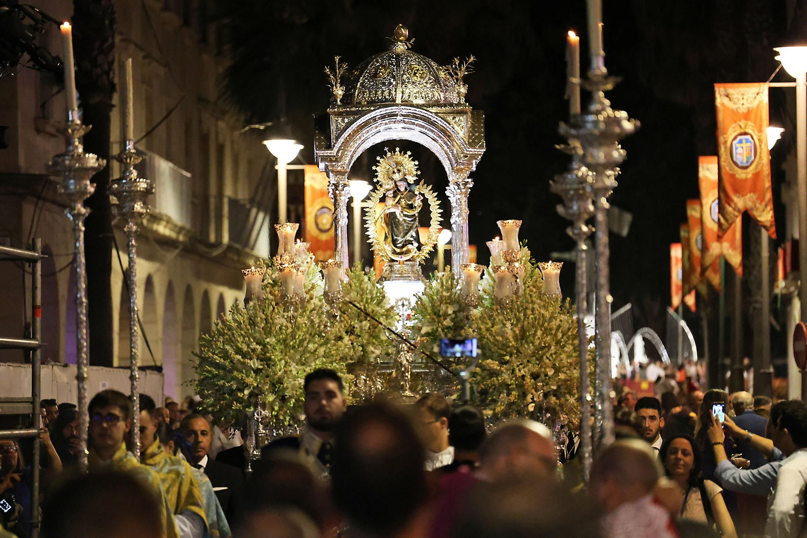 Las mejores imágenes de la Procesión Magna Mariana